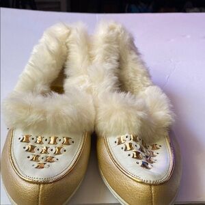 Elegant Gold and Cream Women's Fur-Lined Slippers
